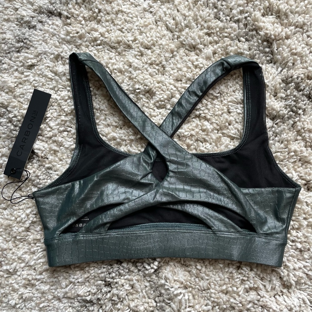 SOLD đ«Carbon38 Crocodile Takara Shine Sports Bra - Picture 5 of 7
